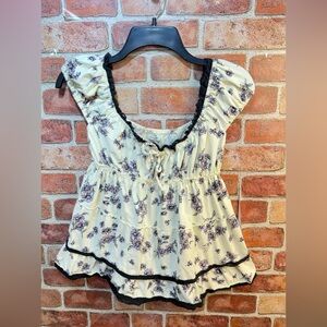 Kimchi Blue Floral Peasant babydoll Blouse with Lacy trim- cream/Purple sz S